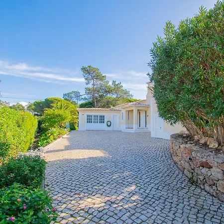 Vivenda Liberdade Villa *